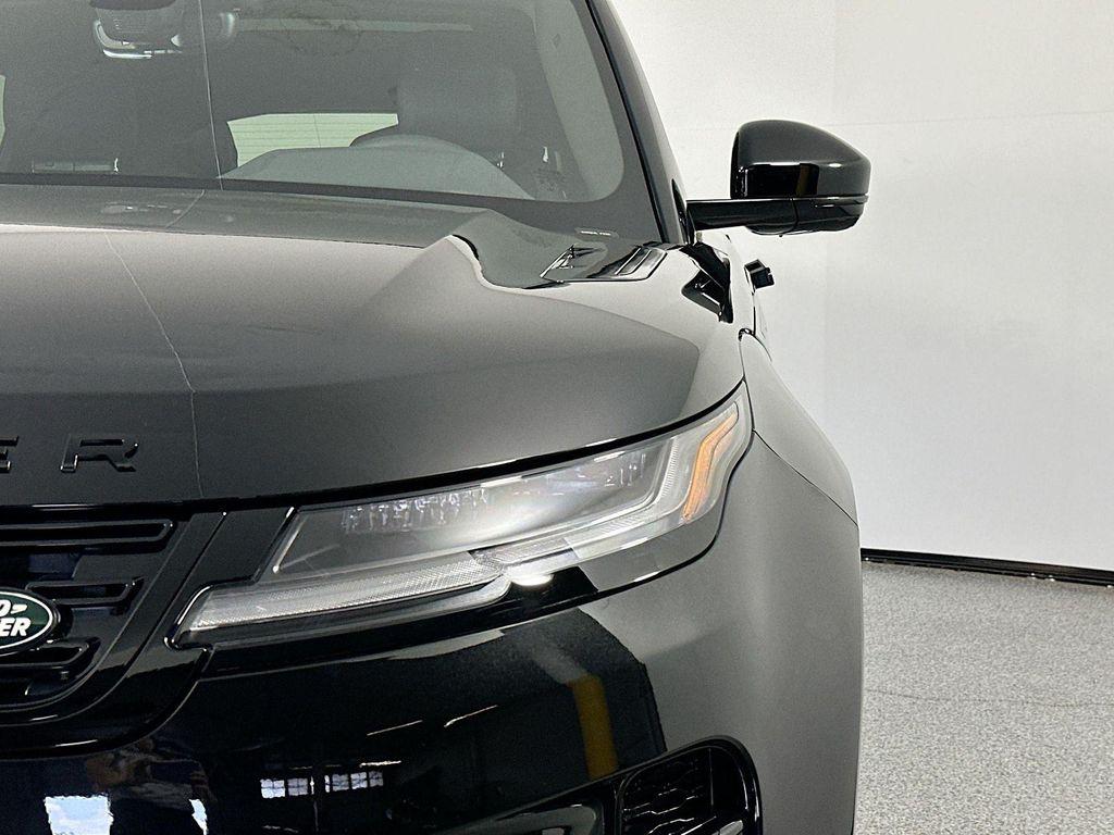 new 2026 Land Rover Range Rover Evoque car, priced at $62,385