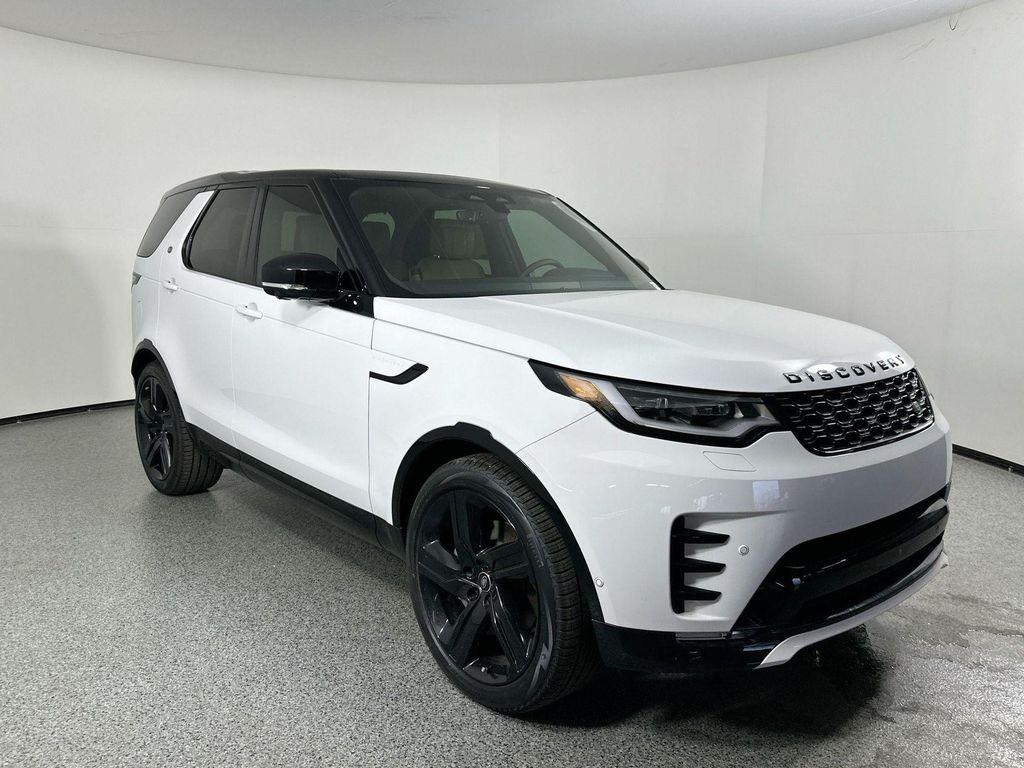 new 2025 Land Rover Discovery car, priced at $74,508