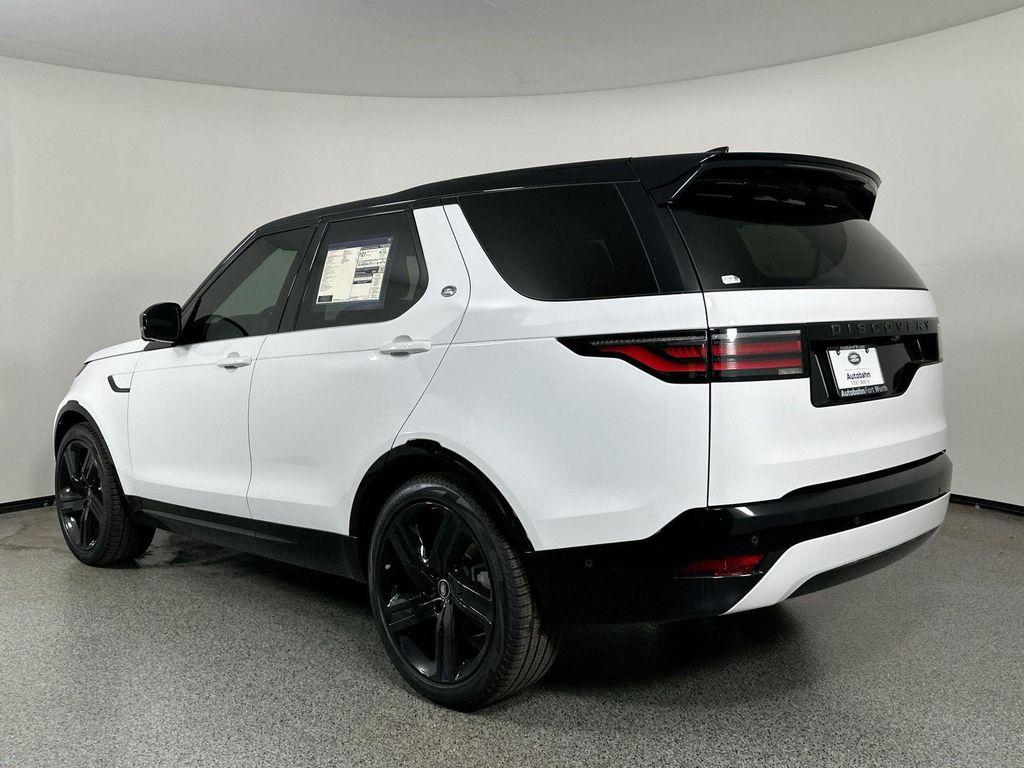 new 2025 Land Rover Discovery car, priced at $74,508