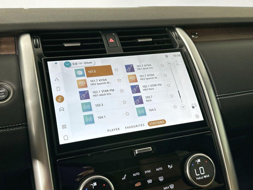 new 2025 Land Rover Discovery car, priced at $74,508