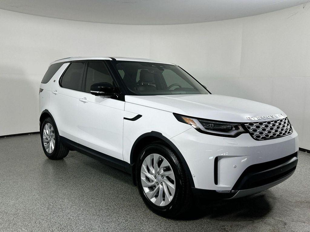 new 2025 Land Rover Discovery car, priced at $65,083
