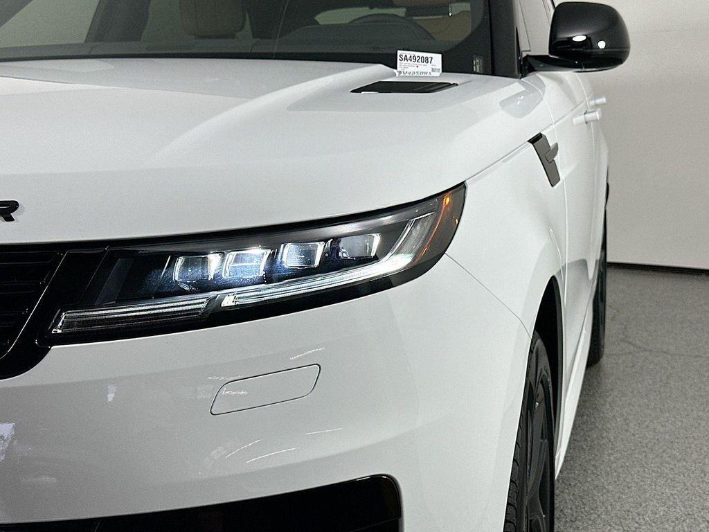 new 2025 Land Rover Range Rover Sport car, priced at $104,470