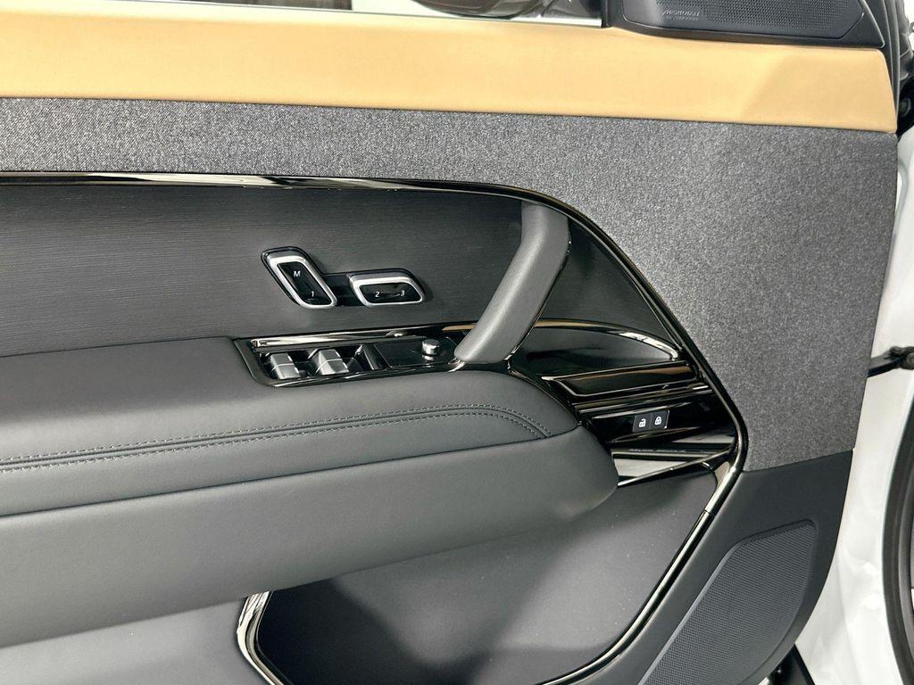 new 2025 Land Rover Range Rover Sport car, priced at $104,470