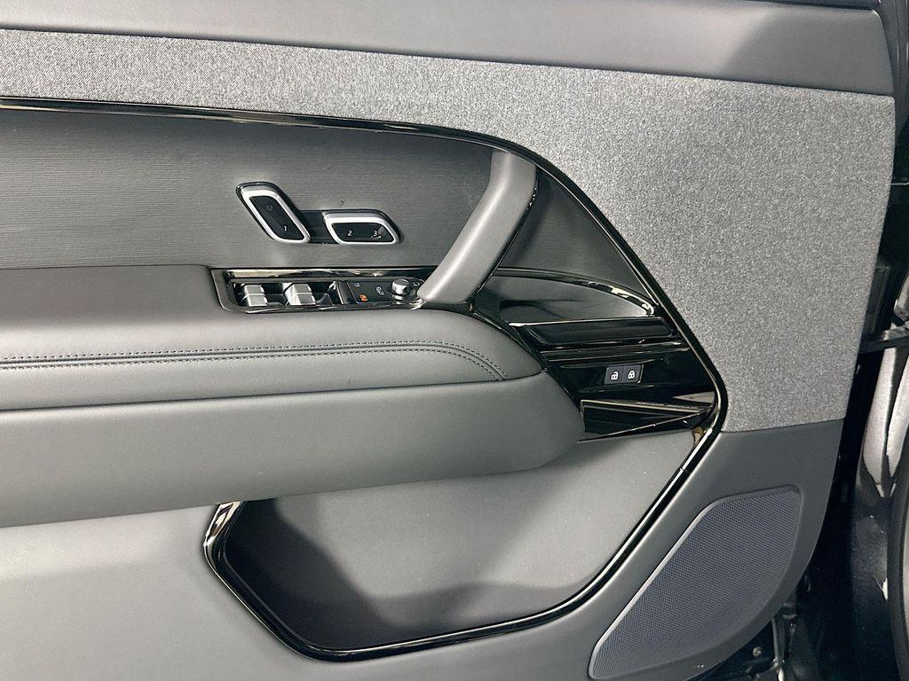 new 2025 Land Rover Range Rover Sport car, priced at $104,295