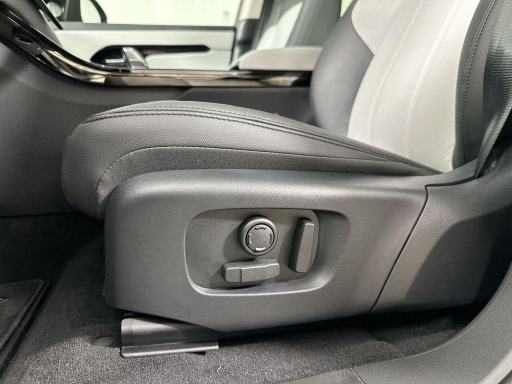 new 2025 Land Rover Range Rover Evoque car, priced at $65,175