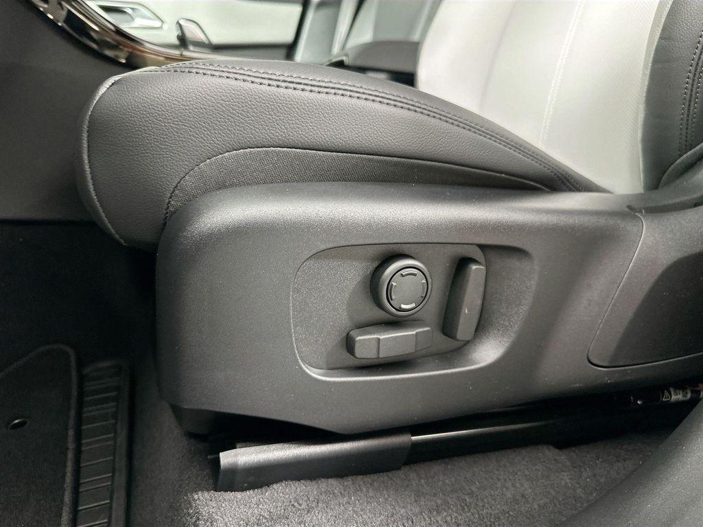 new 2025 Land Rover Range Rover Velar car, priced at $83,205