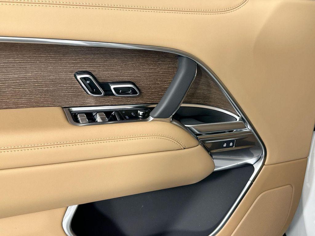 new 2025 Land Rover Range Rover car, priced at $115,665