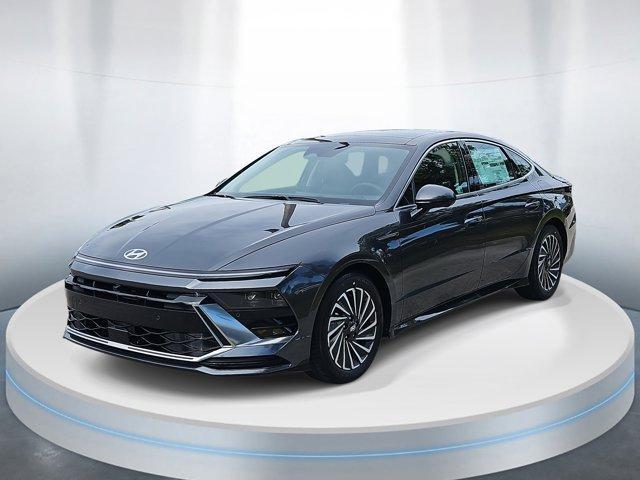 new 2025 Hyundai Sonata Hybrid car, priced at $37,032