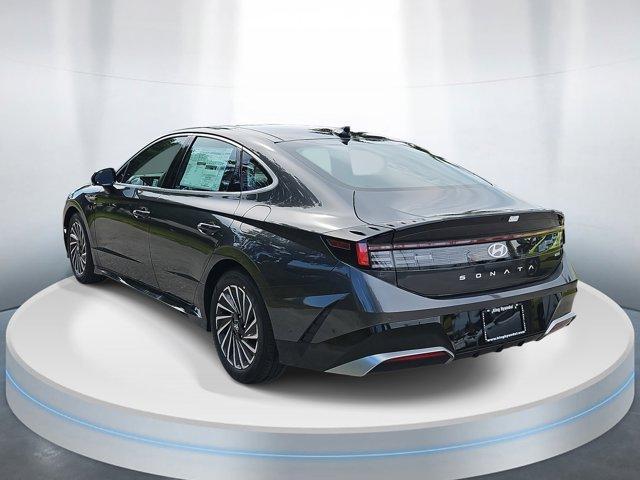 new 2025 Hyundai Sonata Hybrid car, priced at $37,032