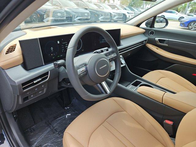 new 2025 Hyundai Sonata Hybrid car, priced at $37,092