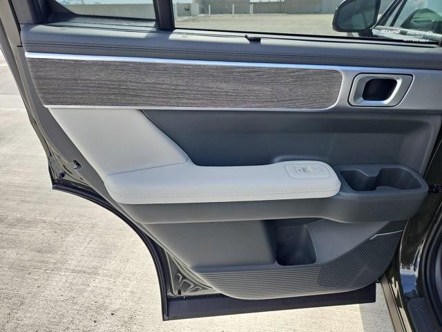 new 2025 Hyundai SANTA FE HEV car, priced at $43,900