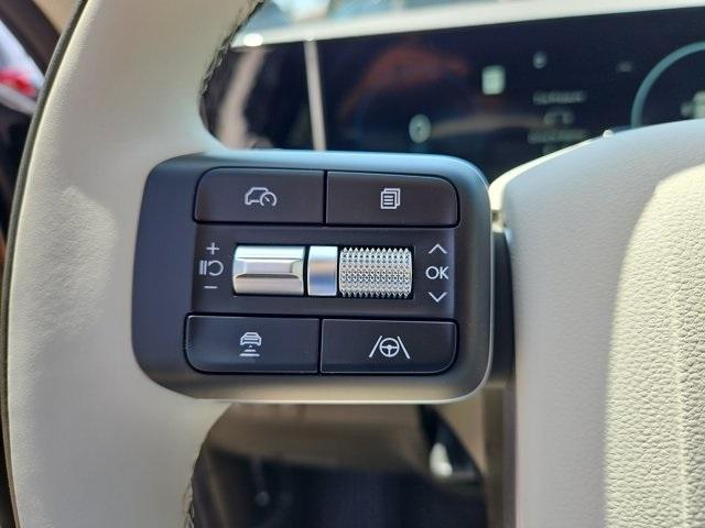 new 2025 Hyundai Santa Fe car, priced at $47,102