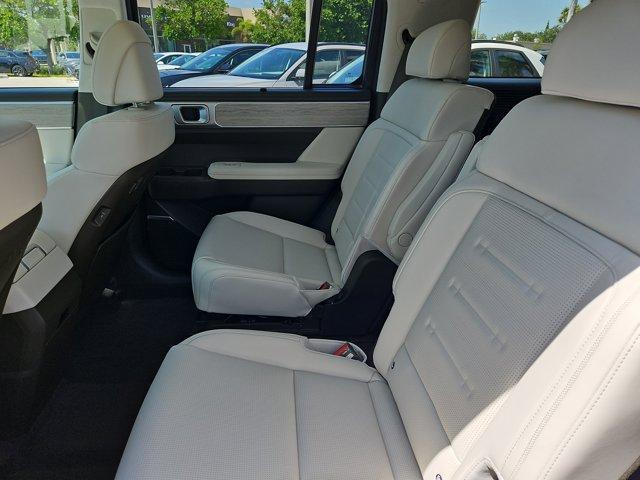 new 2025 Hyundai Santa Fe car, priced at $47,102
