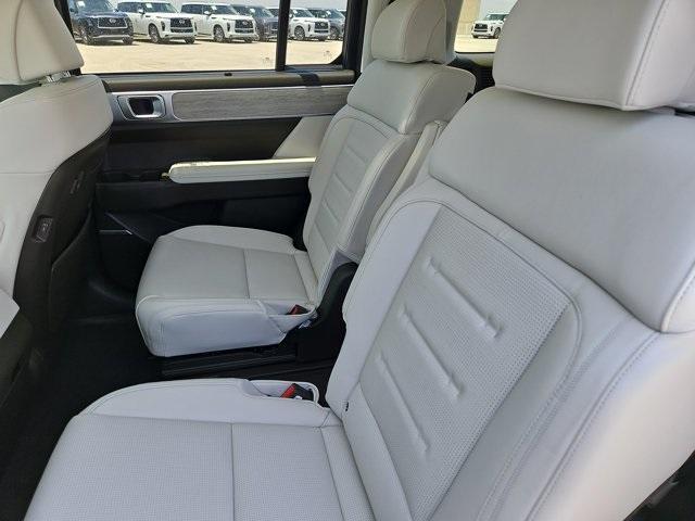 new 2025 Hyundai SANTA FE HEV car, priced at $47,079