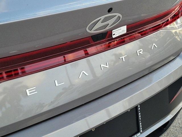 new 2025 Hyundai Elantra car, priced at $25,014