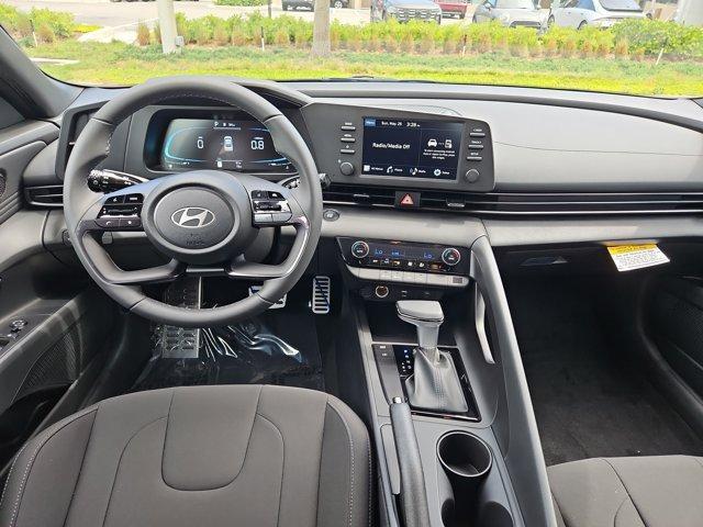 new 2025 Hyundai Elantra car, priced at $23,073