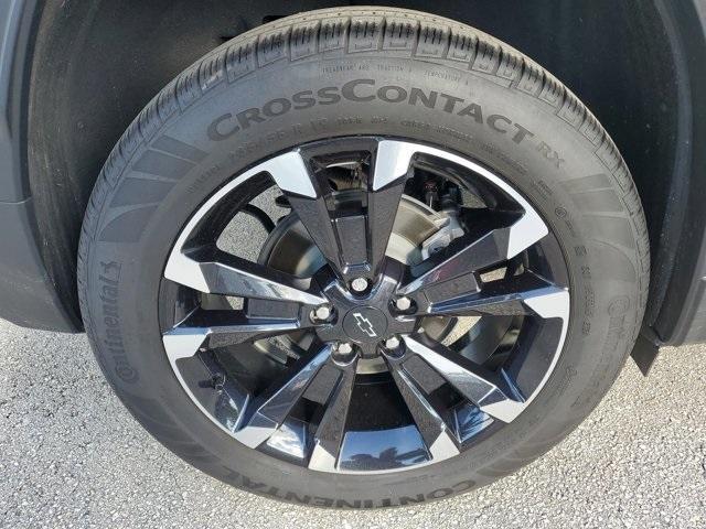 used 2025 Chevrolet Equinox car, priced at $29,475