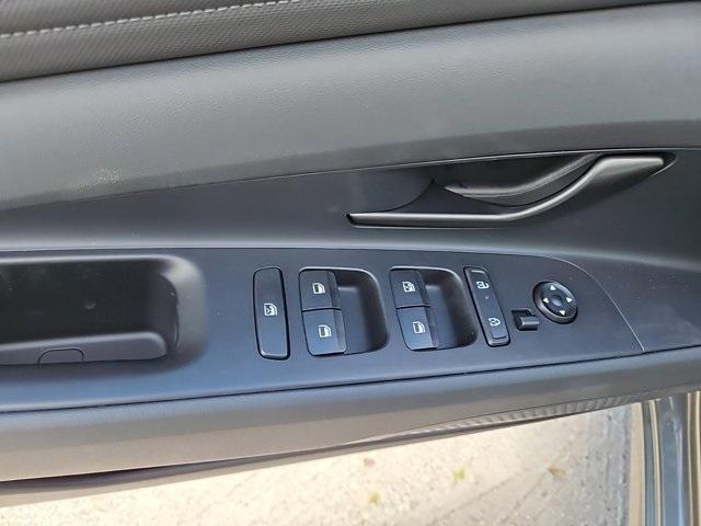 new 2025 Hyundai Elantra car, priced at $23,528