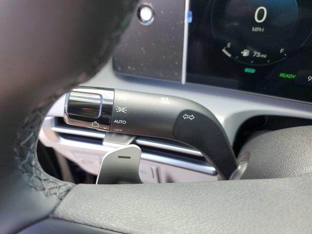 new 2025 Hyundai TUCSON Hybrid car, priced at $41,582