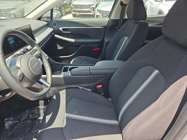 new 2025 Hyundai Sonata Hybrid car, priced at $30,790