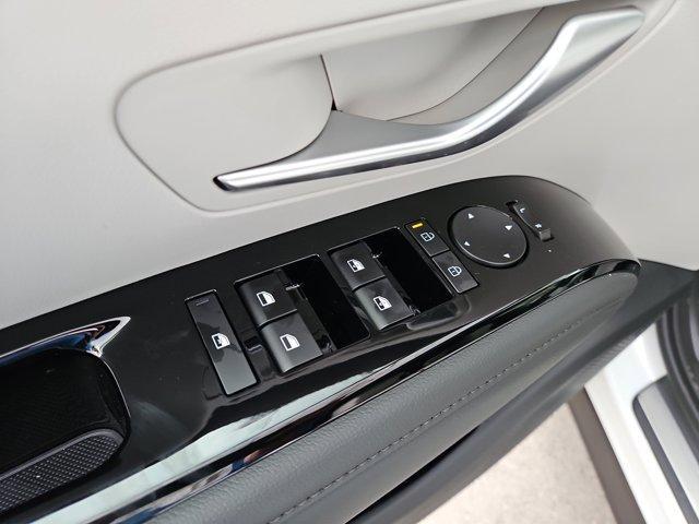 new 2025 Hyundai TUCSON Hybrid car, priced at $38,914