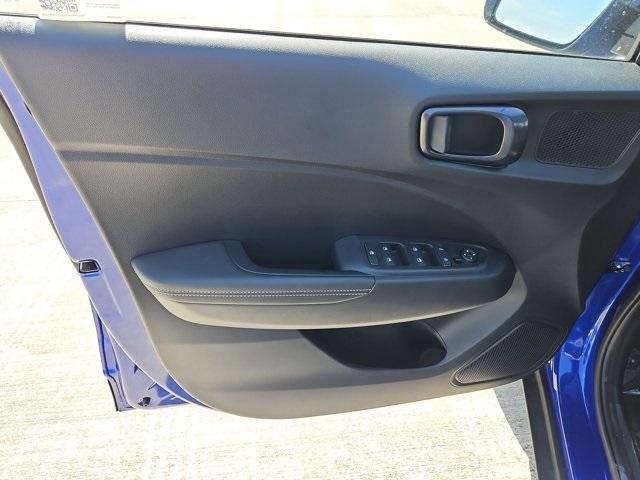 new 2025 Hyundai Venue car, priced at $23,959