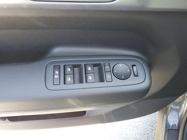 used 2025 Hyundai Santa Fe car, priced at $31,988