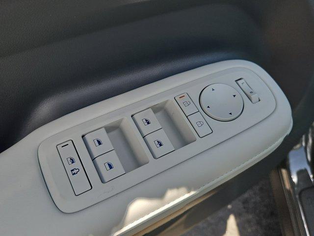 new 2025 Hyundai SANTA FE HEV car, priced at $37,156