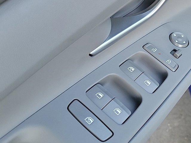 new 2025 Hyundai Elantra car, priced at $25,662