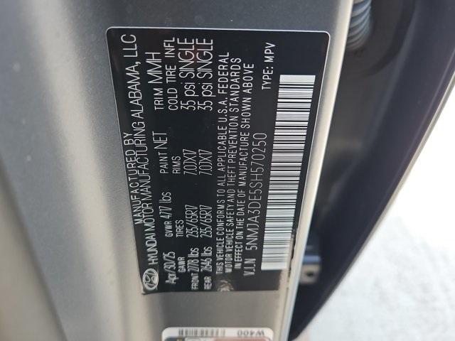 new 2025 Hyundai Tucson car, priced at $28,546