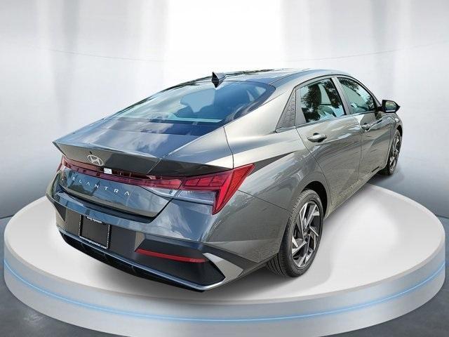 new 2025 Hyundai Elantra car, priced at $25,514