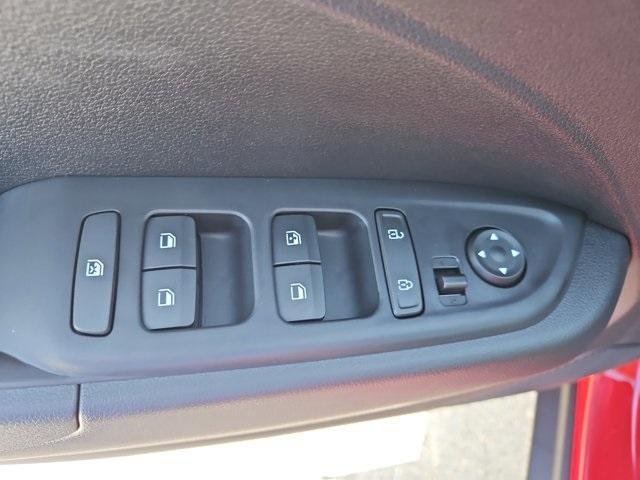 new 2025 Hyundai Venue car, priced at $23,978