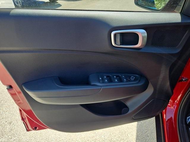 new 2025 Hyundai Venue car, priced at $23,978