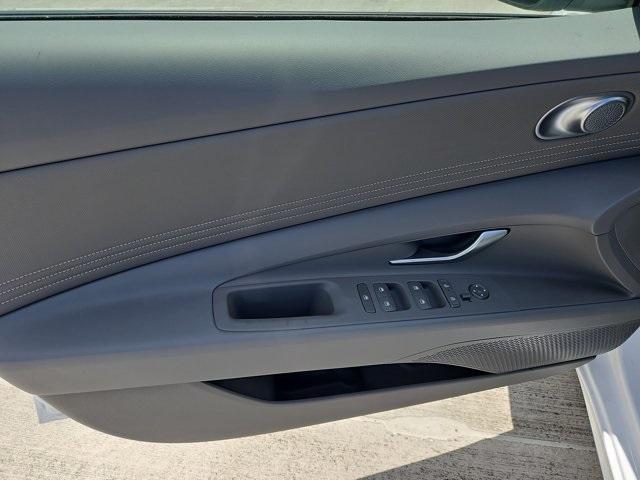 new 2025 Hyundai ELANTRA HEV car, priced at $26,831
