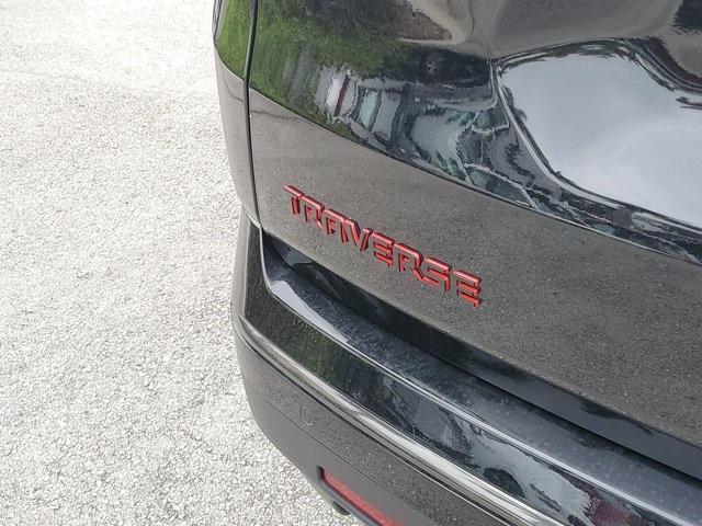 used 2022 Chevrolet Traverse car, priced at $33,445