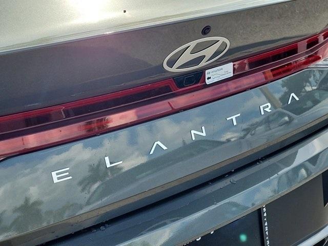 new 2025 Hyundai Elantra car, priced at $25,014