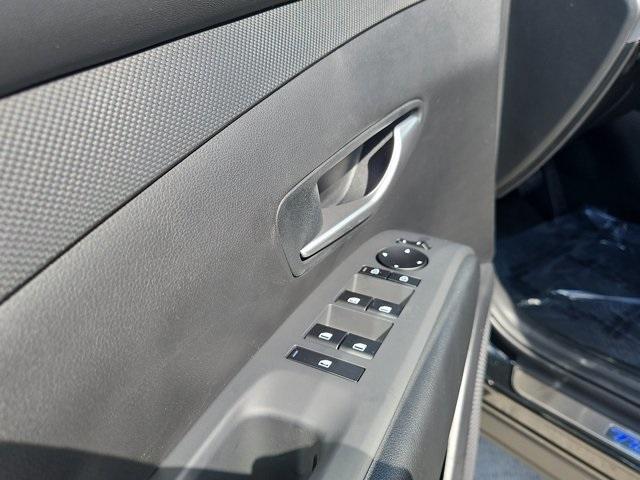 new 2026 Hyundai Tucson car, priced at $29,323