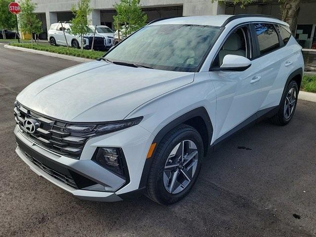 new 2025 Hyundai Tucson car, priced at $30,381