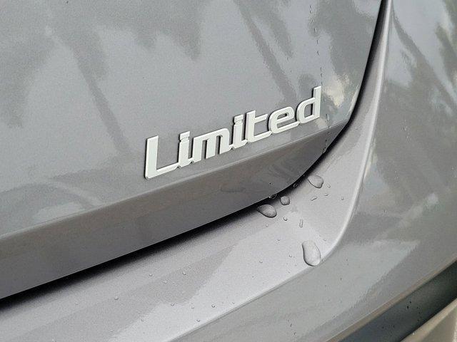 new 2025 Hyundai Elantra car, priced at $27,014