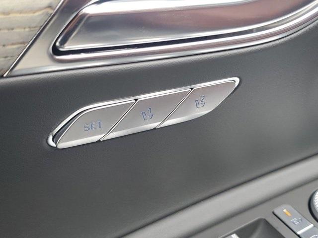 new 2025 Genesis GV80 car, priced at $74,918