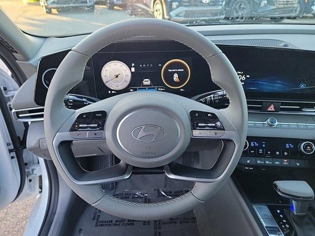 new 2025 Hyundai Elantra car, priced at $25,539