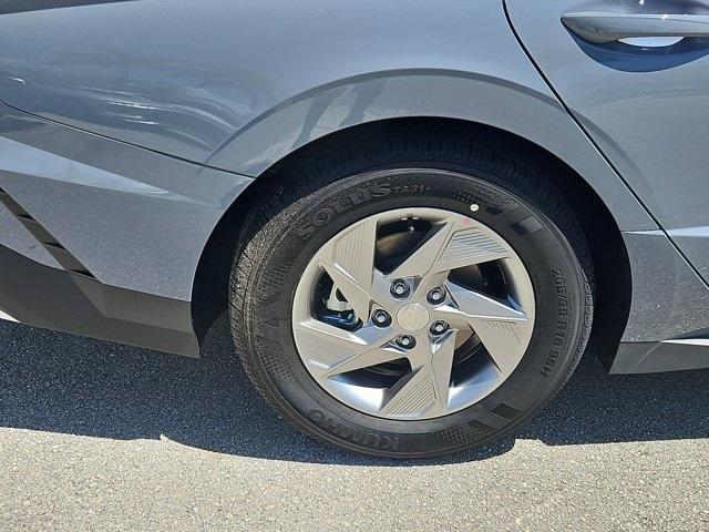 new 2025 Hyundai Sonata car, priced at $25,904