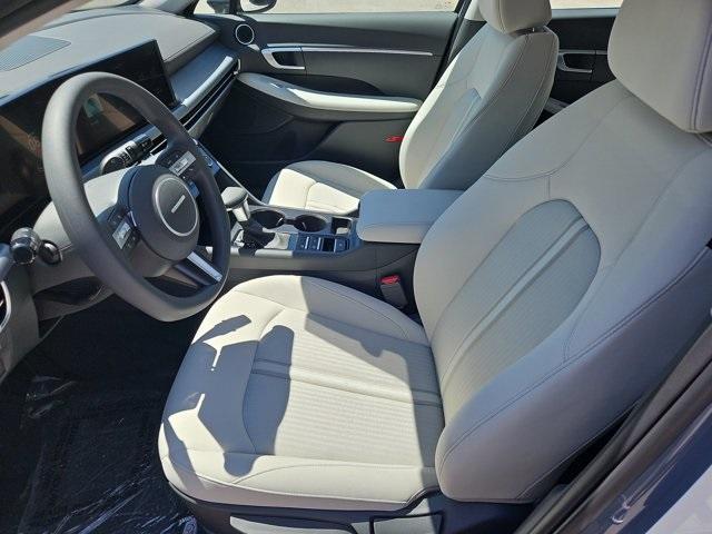 new 2025 Hyundai Sonata car, priced at $25,904