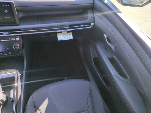 new 2026 Hyundai TUCSON Hybrid car, priced at $31,012