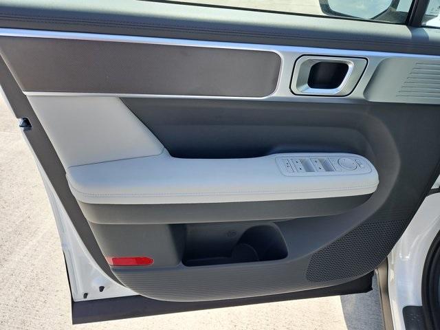 new 2025 Hyundai SANTA FE HEV car, priced at $37,652