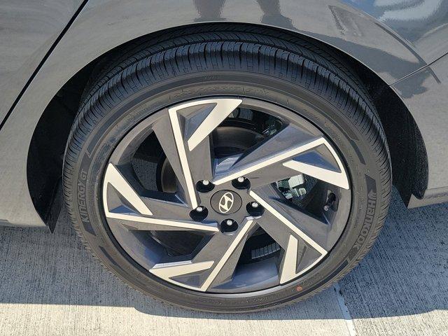new 2025 Hyundai Elantra car, priced at $26,491