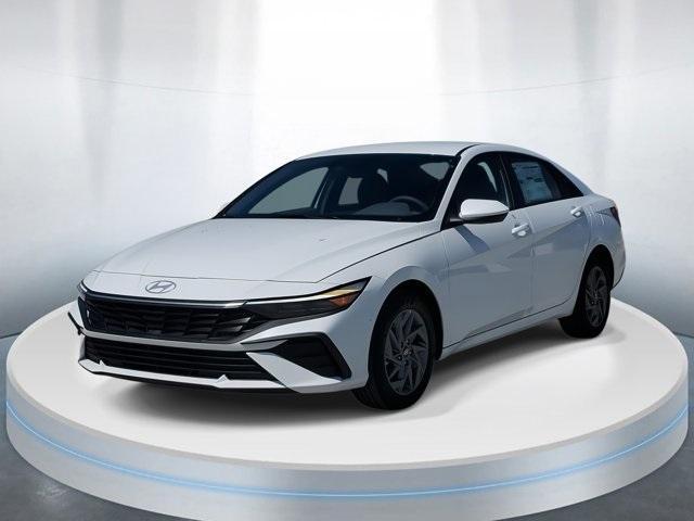 new 2025 Hyundai ELANTRA HEV car, priced at $25,579