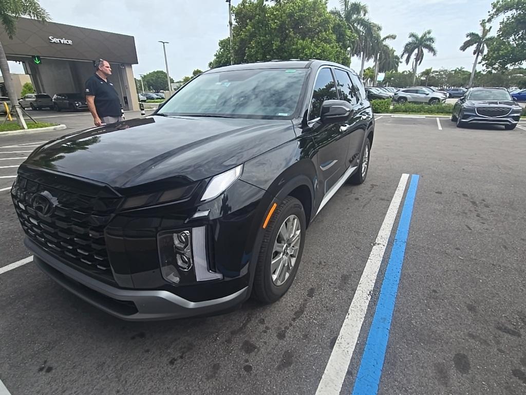 used 2023 Hyundai Palisade car, priced at $28,988