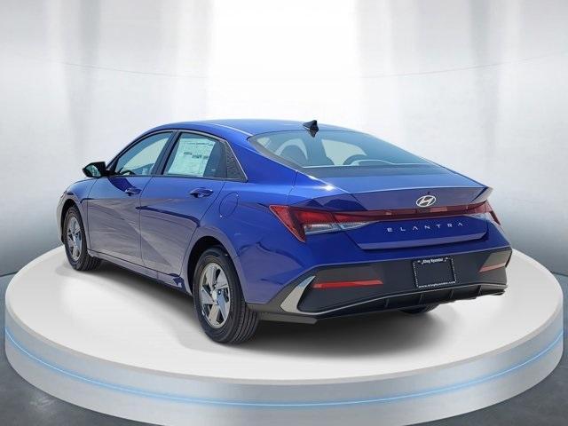 new 2025 Hyundai Elantra car, priced at $21,317