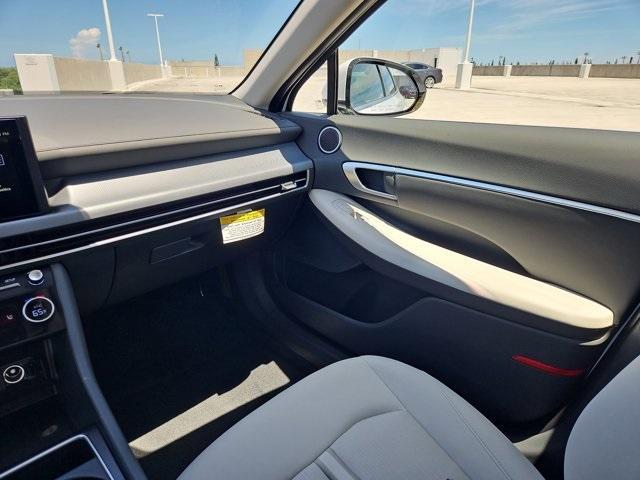 new 2025 Hyundai Sonata car, priced at $27,942